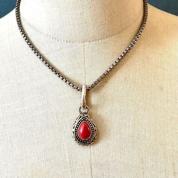 Premier Designs red and silver tone Teardrop Necklace - Picture 2 of 11
